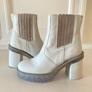 NWOT Free People James Gray Leather Chelsea Boots Sz 37